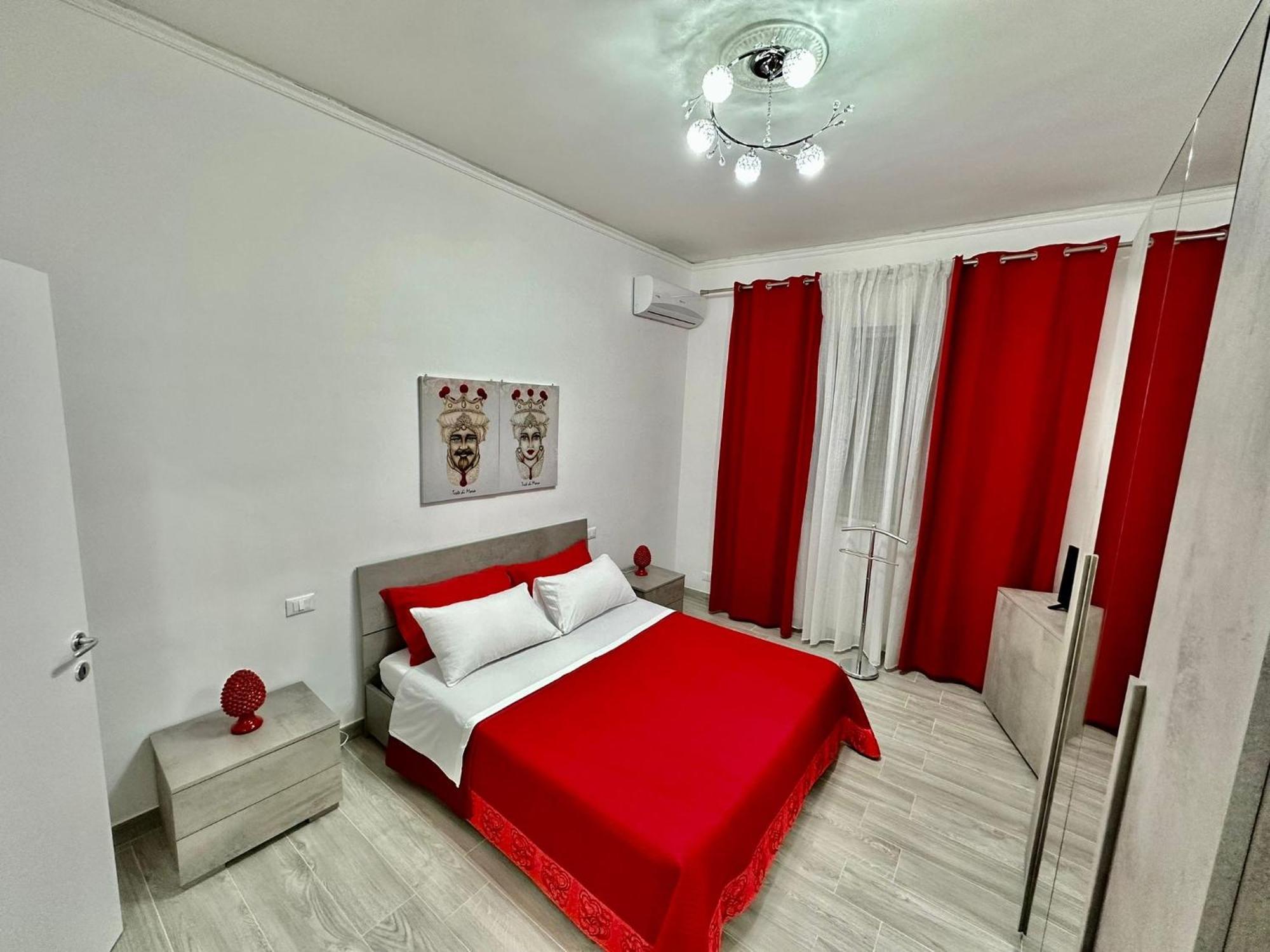 Our Beautiful Sicily Apartment ปาแลร์โม ภายนอก รูปภาพ