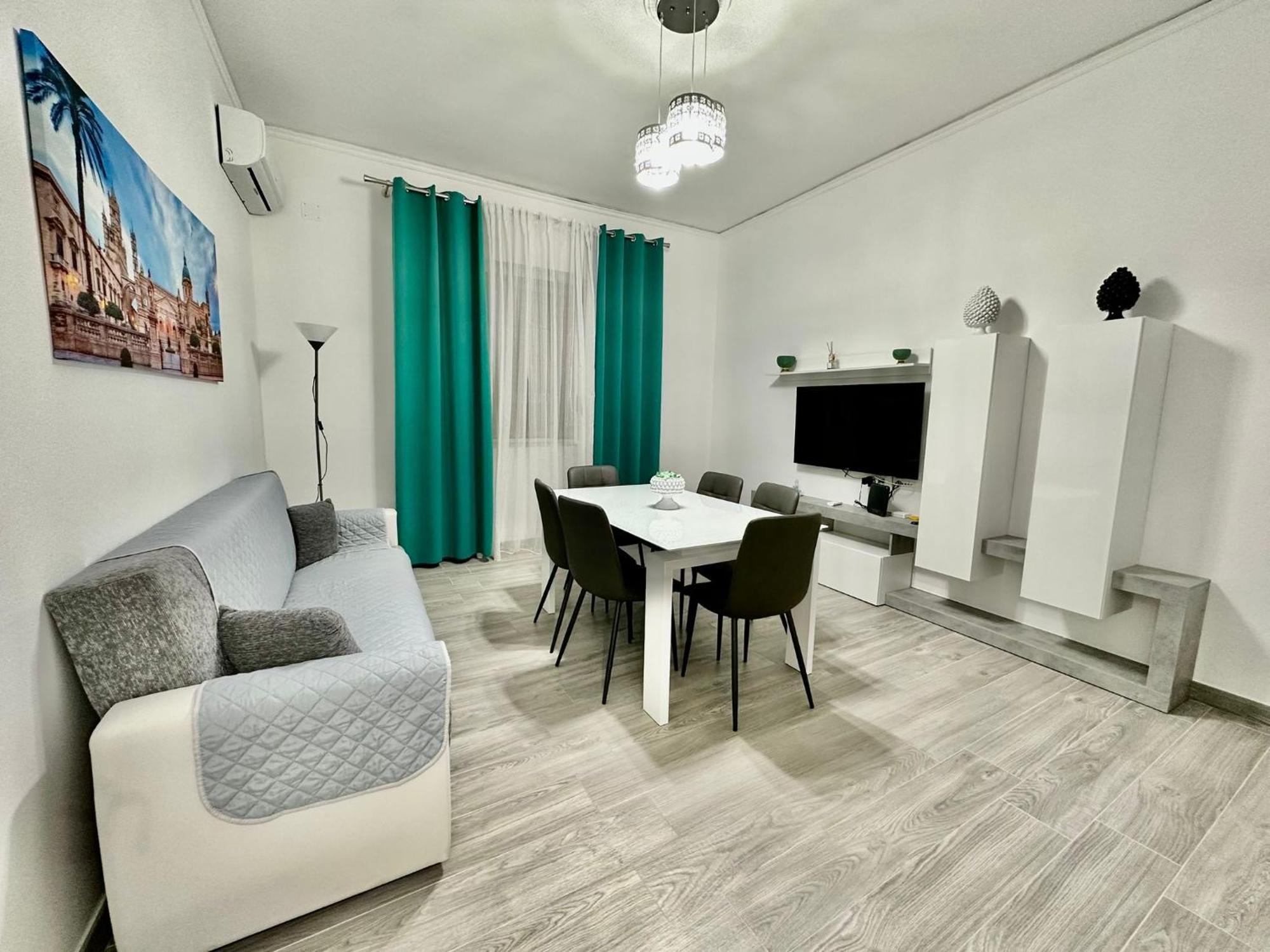 Our Beautiful Sicily Apartment ปาแลร์โม ภายนอก รูปภาพ