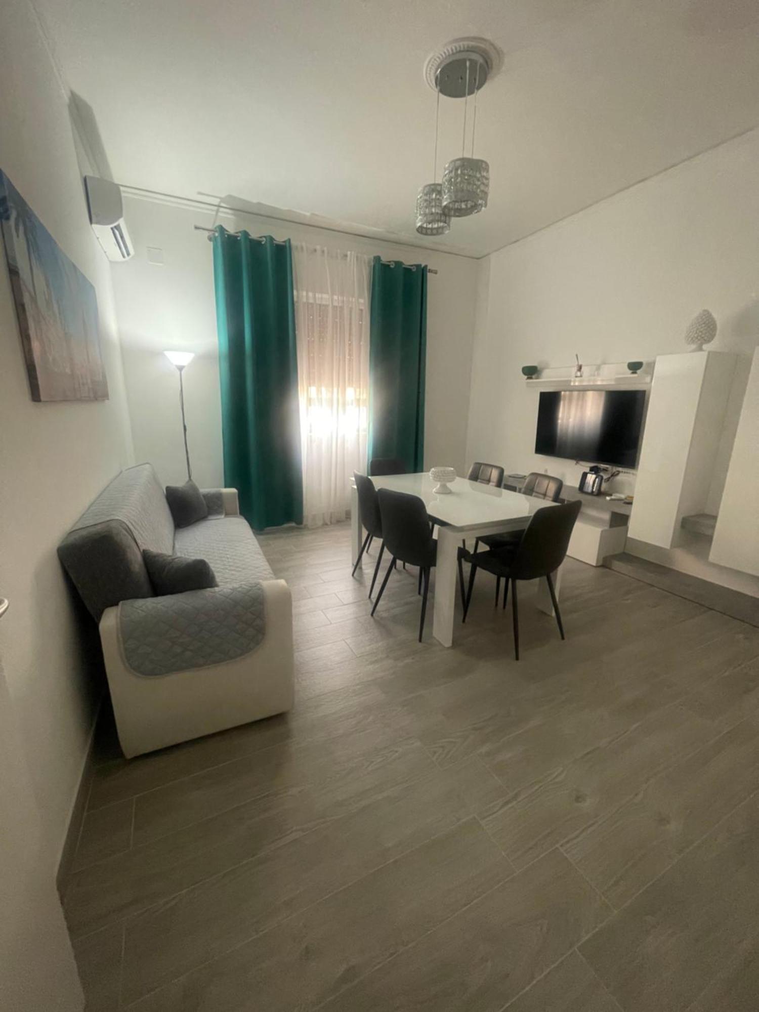 Our Beautiful Sicily Apartment ปาแลร์โม ภายนอก รูปภาพ